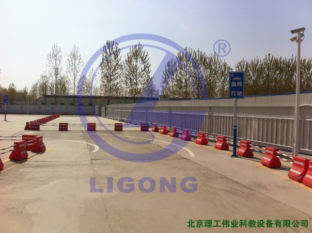 科目二場地考試系統(tǒng)，曲線行駛